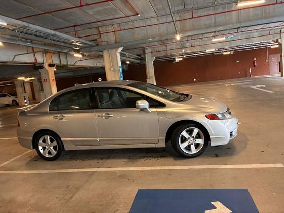 HONDA CIVIC 1.8 LXS 16V FLEX 4P MANUAL HONDA CIVIC 1.8 LXS 16V FLEX 4P MANUAL